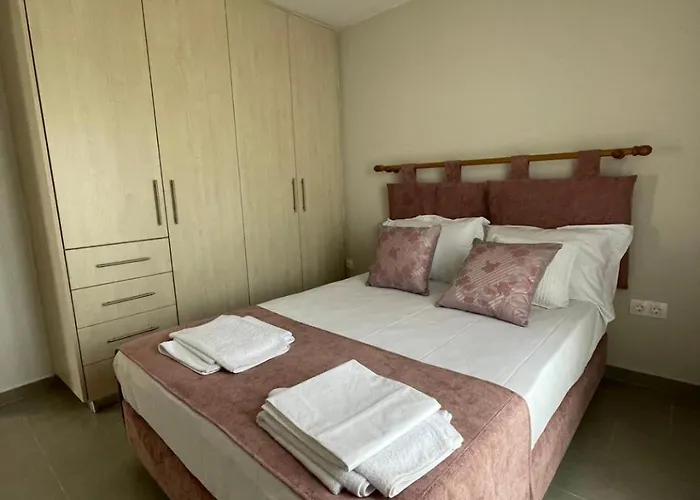 Areti * Chrisokellaria